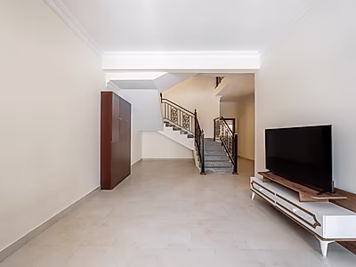 Exclusive Investment Opportunity – 100% Freehold Brand-New Semi Detached Compound Villas in Al Sakhama