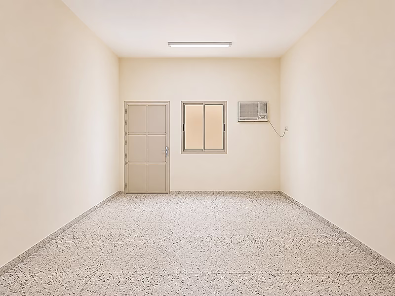 سكن عمال و3 مستودعات للإيجار - Photo 4