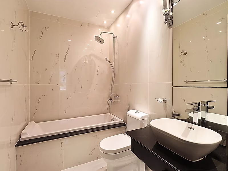 FULL MARINA | RENOVATED 2 BEDROOM TOWNHOUSE | PORTO - Photo 13