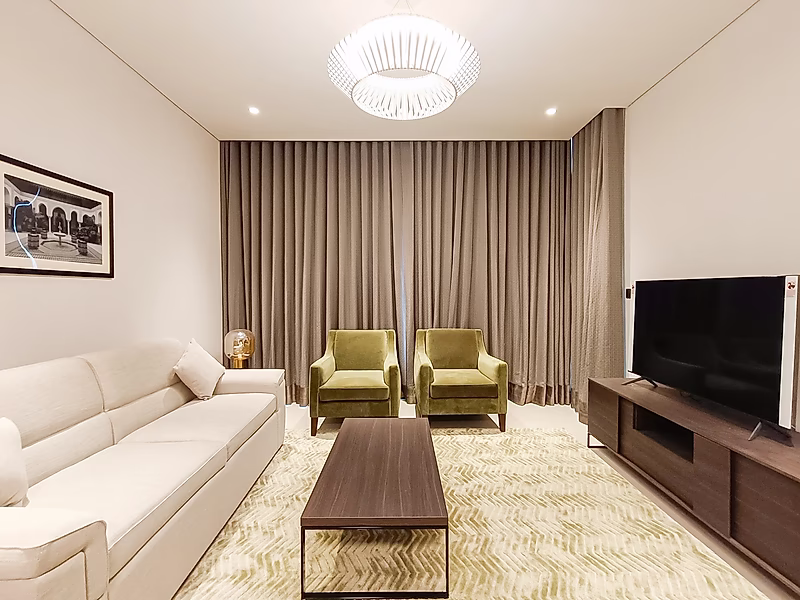 Luxury Living in Marina District | 13 Months Contract - Photo 17