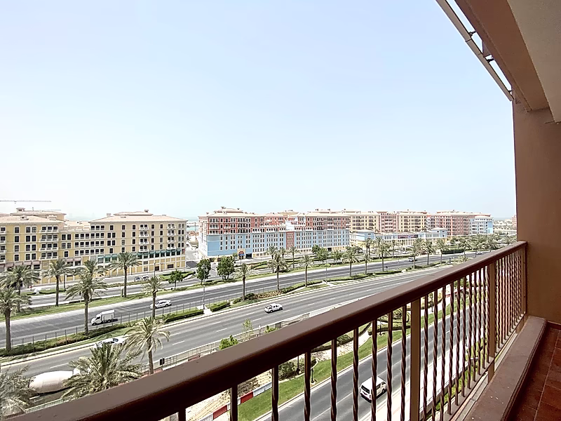 BILLS IN! SPACIOUS 2 BEDROOM + MAID IN PORTO ARABIA - Photo 1