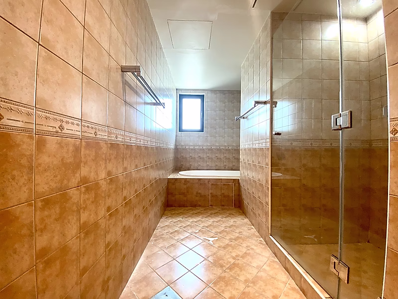 BILLS IN! SPACIOUS 2 BEDROOM + MAID IN PORTO ARABIA - Photo 5