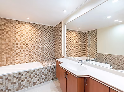 BILLS INCLUDED | BIG SIZED 1-BR BALCONY IN PORTO