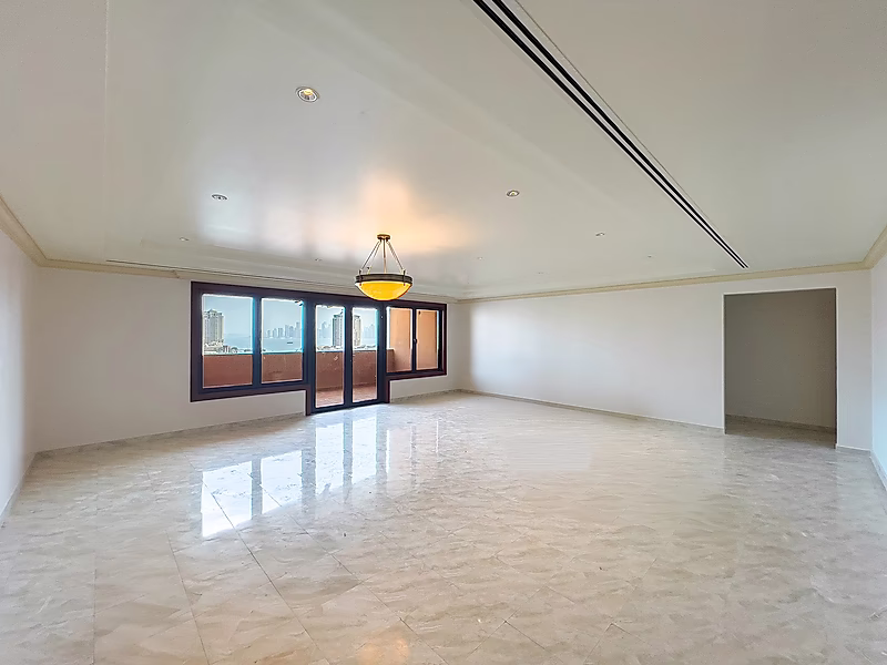 SPACIOUS 3 BEDS + M | FULL MARINA VIEW | PORTO - Photo 2