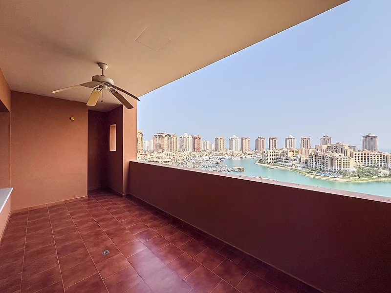SPACIOUS 3 BEDS + M | FULL MARINA VIEW | PORTO - Photo 1