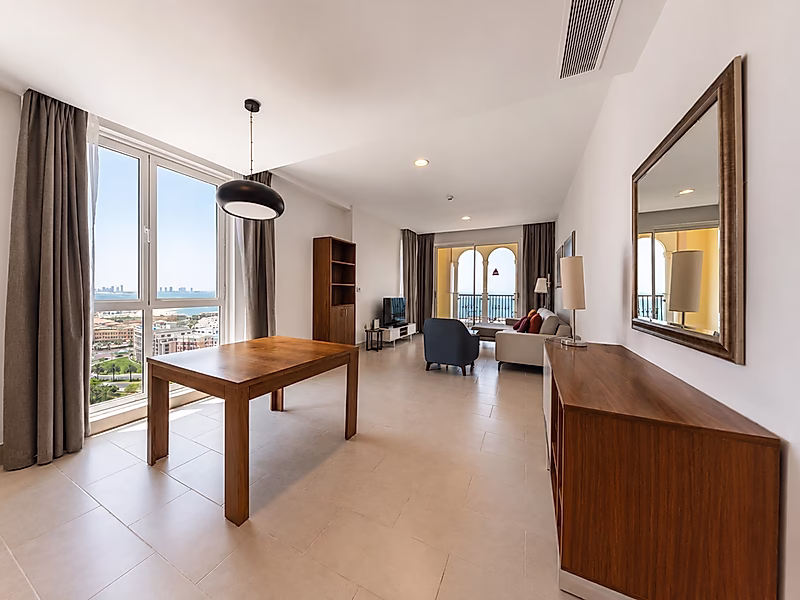 Refined Living 1-Bedroom Apartment | VB - Photo 1