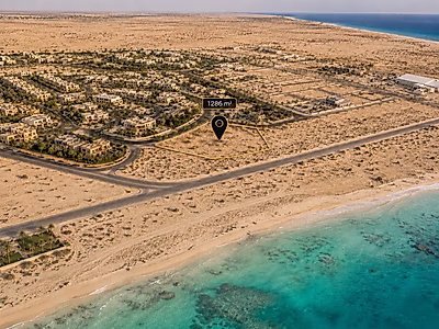 أرض سكنية للبيع | الإسكان الشمالي، إيجارية - لوسيل