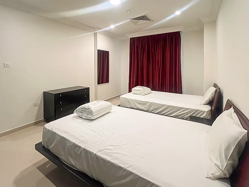 FULLY FURNISHED 2 BEDROOMS WITH ALL BILLS IN CORNICHE. - Photo 7