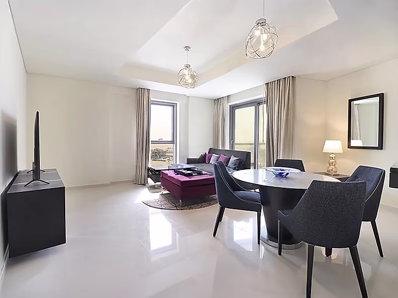 Luxurious 1-Bedroom Apartment for Sale – DAMAC, Lusail Waterfront - Photo 2