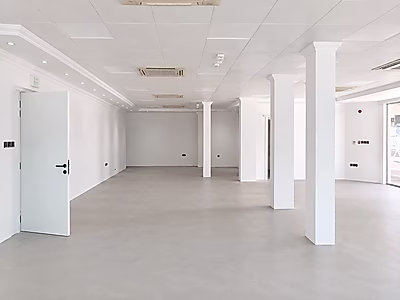 مبنى تجاري ممتاز للإيجار على الطريق الدائري D