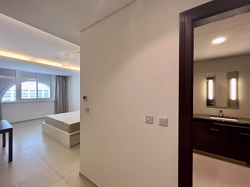MODERN 1-BEDROOM APARTMENT IN VIVA BAHRIYA - Photo 9