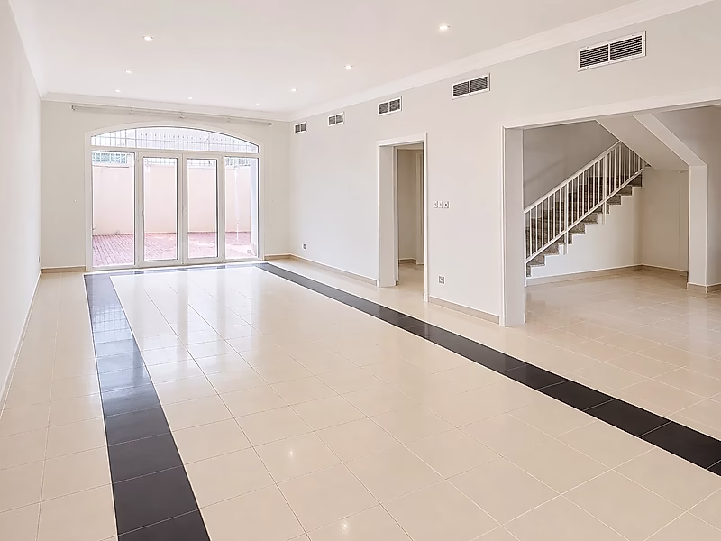 Prestigious 3BR + Maid+ Office SF  Villa with Modern Elegance - Photo 1