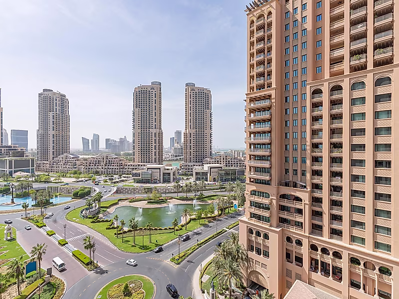 BEST VALUE 2BR IN PRESTIGIOUS UDC TOWERS - Photo 13