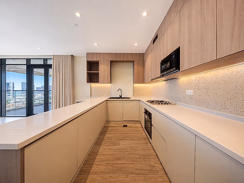 MEET THE LUXURY! 1-BEDROOM APARTMENT | WATERFRONT - Photo 2