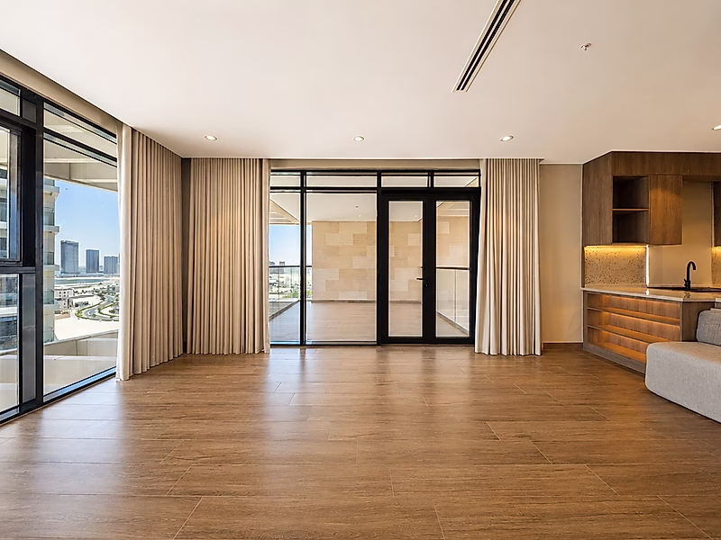 MEET THE LUXURY! 1-BEDROOM APARTMENT | WATERFRONT - Photo 1