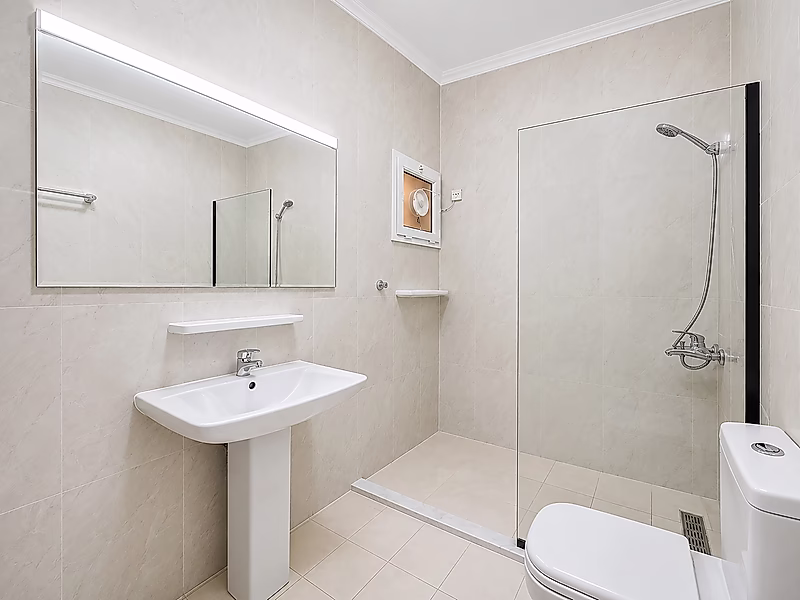 Elegant Compound Villa with Private Pool - Photo 6