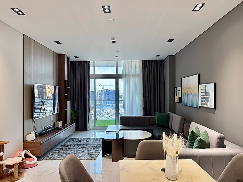 Sophisticated Living | 1-Bedroom Apartment - Photo 4
