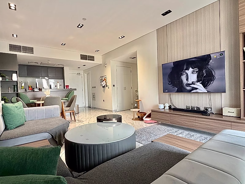 Sophisticated Living | 1-Bedroom Apartment - Photo 10