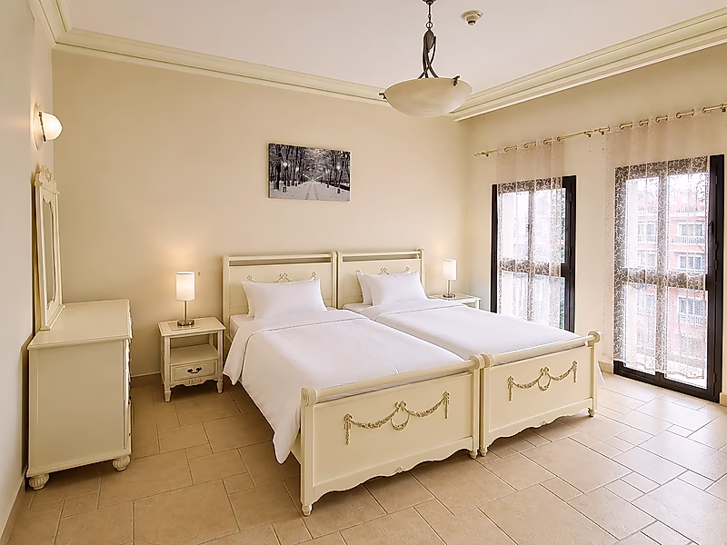 Prime 1BR Apartment in Qanat Quartier | The Pearl-Qatar - Photo 3