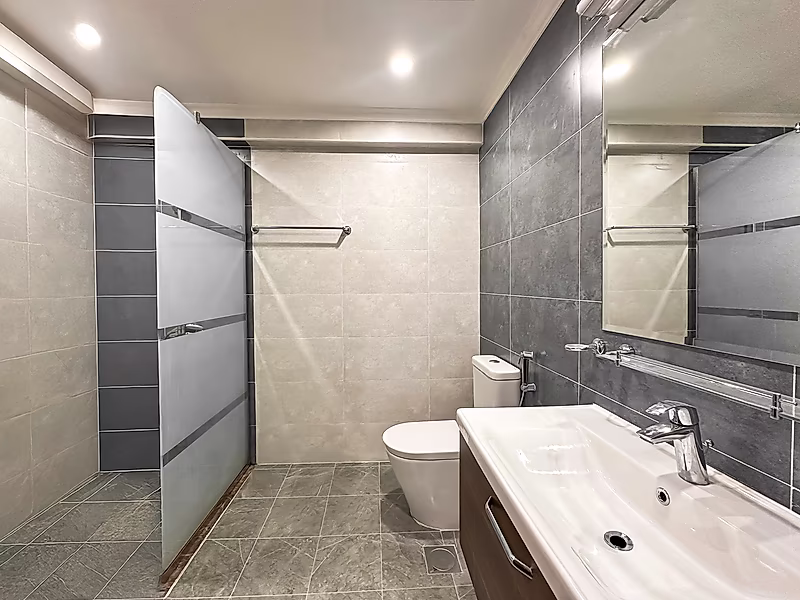 منزلك الجديد في لوسيل | وحدة سكنية واسعة للبيع - إركية - Photo 8