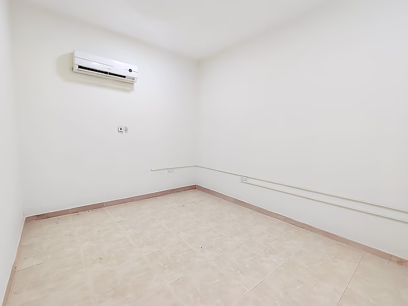 1,667 SQM FOOD STORAGE FOR RENT II ABA SALEEL II 3 CHILLERS II PRIME LOCATION - Photo 6
