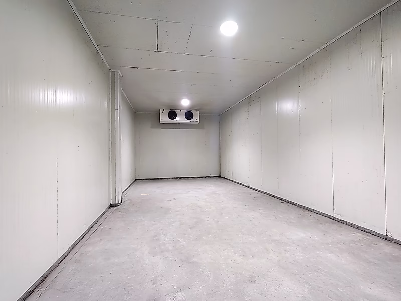 1,667 SQM FOOD STORAGE FOR RENT II ABA SALEEL II 3 CHILLERS II PRIME LOCATION - Photo 15