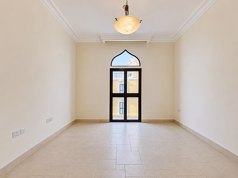 3 Bedroom Apartment in Qanat Quartier | Canal View | Best Price in Market - Photo 7