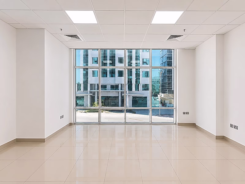 Fully Fitted Office with Natural Views | 115 SQM | Al Corniche - Photo 8