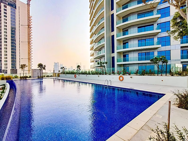 BREATHTAKING SEA VIEW  | MODERN APARTMENT IN LUSAIL WATERFRONT - Photo 12