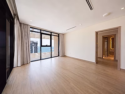 Chic 1BR with Breathtaking Water Views | Bills Included!