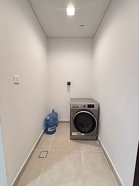 SPACIOUS 2BR+MAID WITH SEA VIEW AND BEACH ACCESS - Photo 6