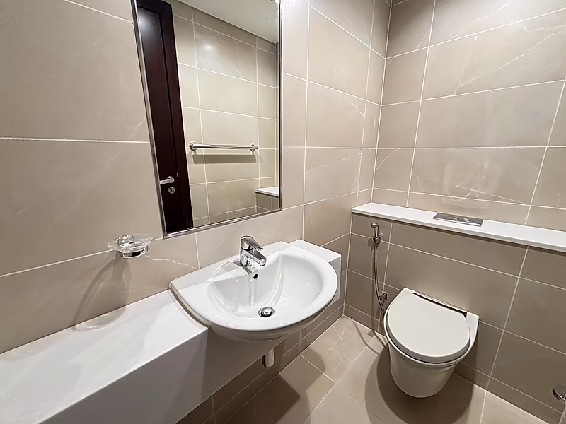 SPACIOUS 2BR+MAID WITH SEA VIEW AND BEACH ACCESS - Photo 7
