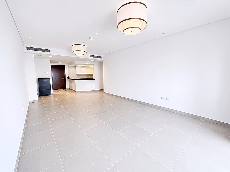 SPACIOUS 2BR+MAID WITH SEA VIEW AND BEACH ACCESS - Photo 8