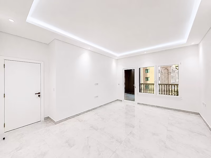 MODERN 2BR MARINA VIEW IN PORTO ARABIA - Photo 3