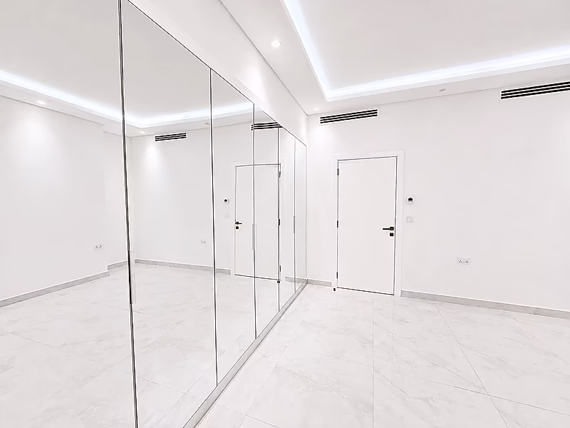 MODERN 2BR MARINA VIEW IN PORTO ARABIA - Photo 6