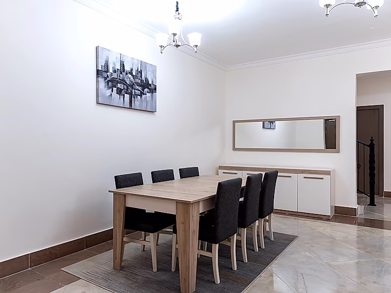 Rare Find – Title-Deed Ready Villa in Peaceful Al Wakra Compound - Photo 7