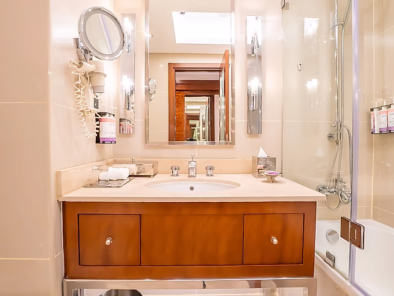 SERVICED APARTMENT | 1BR EXECUTIVE SUITE | WEST BAY - Photo 8