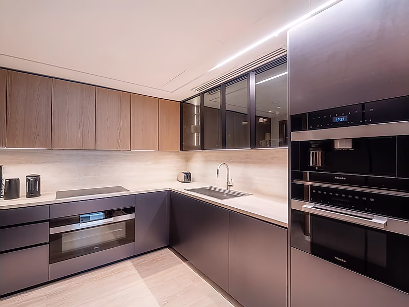 MODERN LUXURY MEETS PRESTIGE | 3-BR IN BRANDED ESTATE - Photo 19
