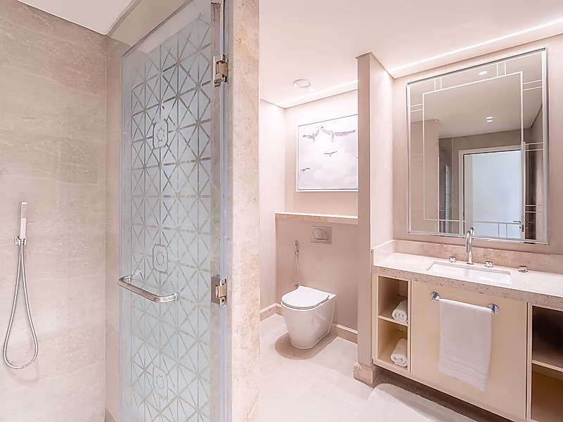 MODERN LUXURY MEETS PRESTIGE | 3-BR IN BRANDED ESTATE - Photo 26