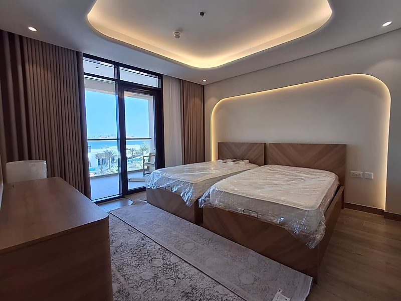 Contemporary 2BR Chalet | Luxury Living - Photo 2