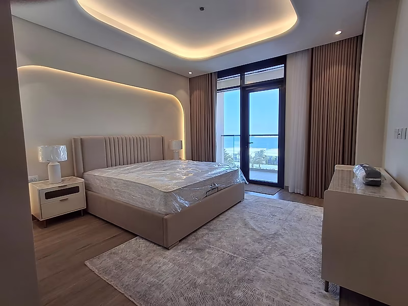 Contemporary 2BR Chalet | Luxury Living - Photo 7
