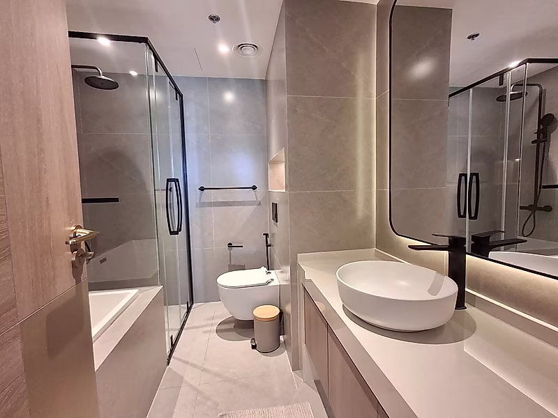 Contemporary 2BR Chalet | Luxury Living - Photo 10