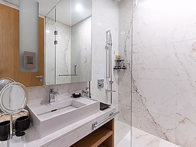 PREMIUM 2BR+MAID | ALL-INCLUSIVE LIVING IN VIBRANT MSHEIREB
