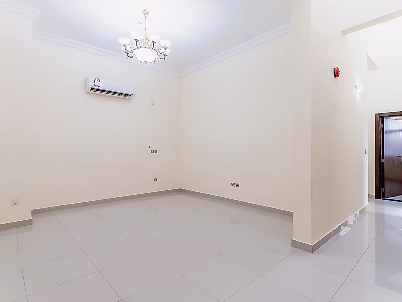 4BR Semi Furnished Villa in a Family Friendly Compound - Photo 6