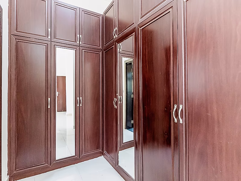 4BR Semi Furnished Villa in a Family Friendly Compound - Photo 10