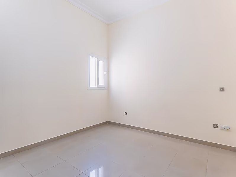 4BR Semi Furnished Villa in a Family Friendly Compound - Photo 11