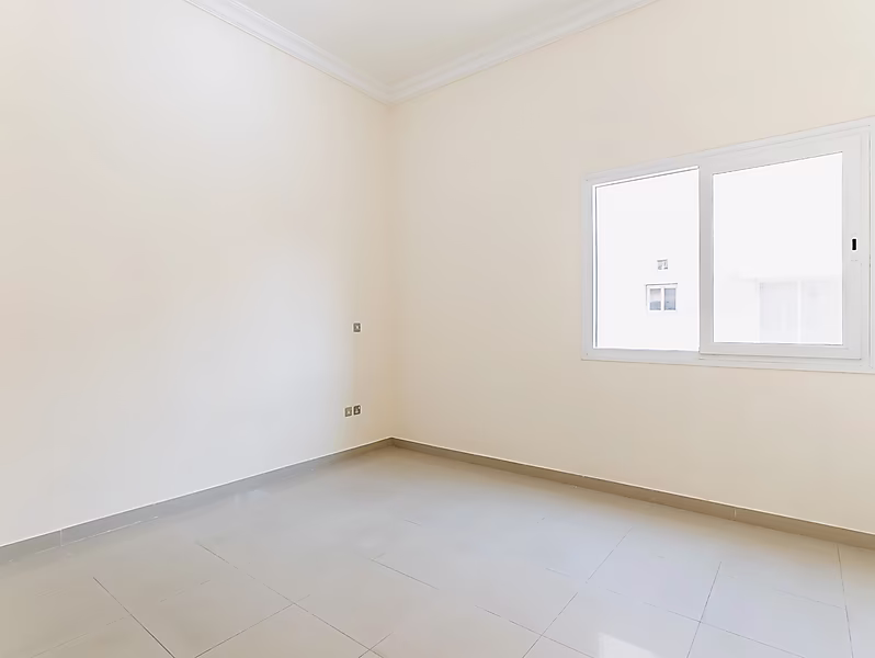 4BR Semi Furnished Villa in a Family Friendly Compound - Photo 16