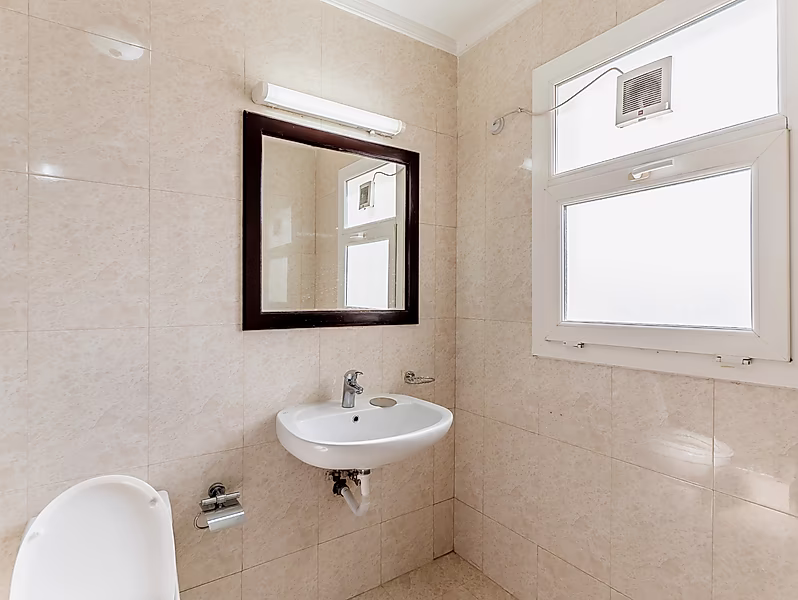 4BR Semi Furnished Villa in a Family Friendly Compound - Photo 20
