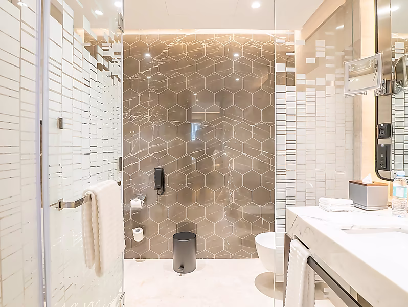 ALL INCLUSIVE | FULLY FURNISHED DELUXE 2BR+MAID APARTMENT IN LUSAIL ENTERTAINMENT CITY - Photo 16