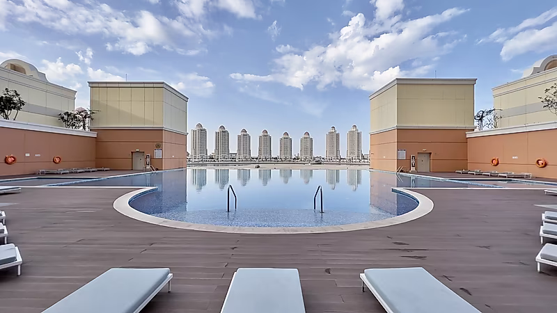 LUXURIOUS LOFT | DIRECT BEACH ACCESS | FEEL THE VIBE IN VIVA BAHRIYA - Photo 1